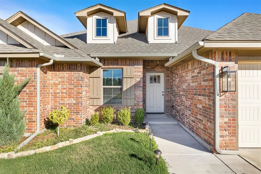 4517 Black Mesa Lane, Yukon, OK 73099 - Image #2