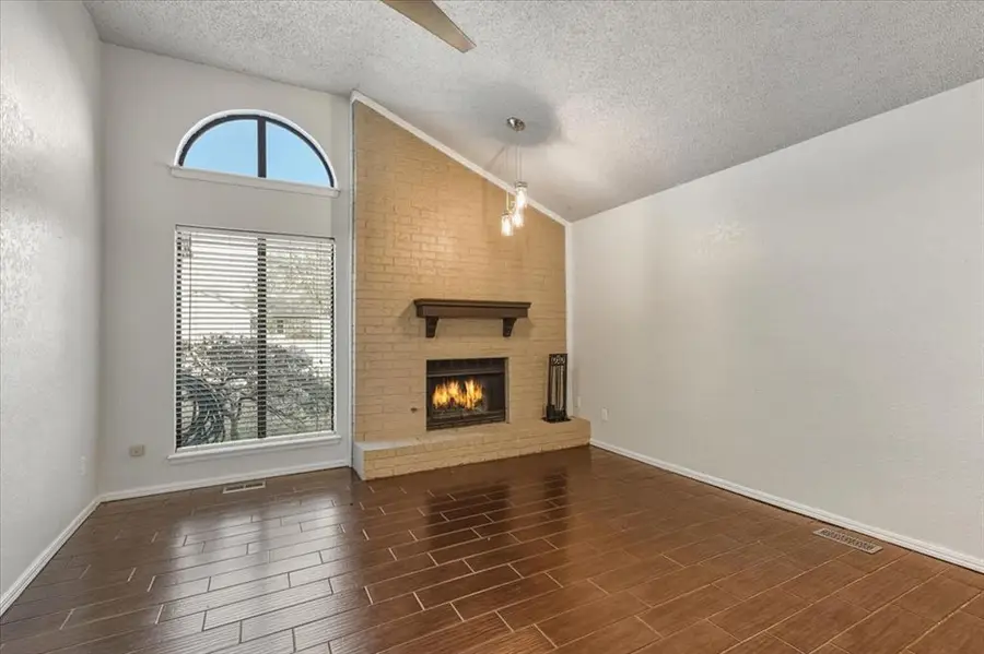 1812 Gray Fox Drive, Edmond, OK 73003 - Image #2