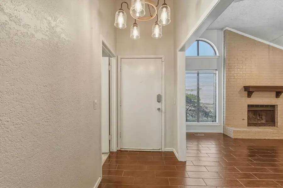 1812 Gray Fox Drive, Edmond, OK 73003 - Image #3