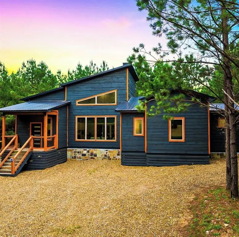 36 Snowberry Trail, Broken Bow, OK 74728 - Image #1