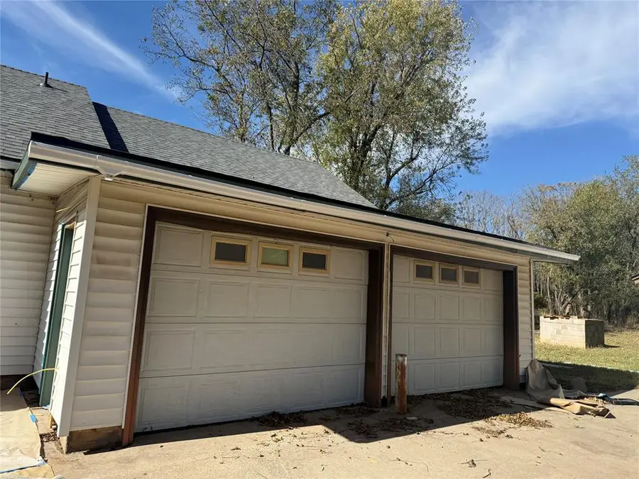 1600 E Farrall Street, Shawnee, OK 74801 - Image #2