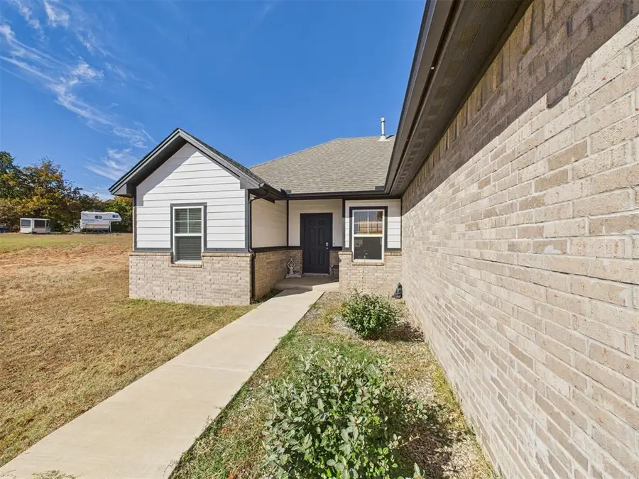 11601 Split Oak Circle, Guthrie, OK 73044 - Image #2