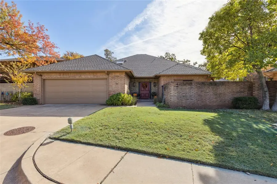 528 E Oak Place, Edmond, OK 73025 - Image #2