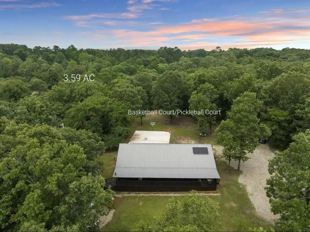 571 Raintree Road, Broken Bow, OK 74728 - Image #1