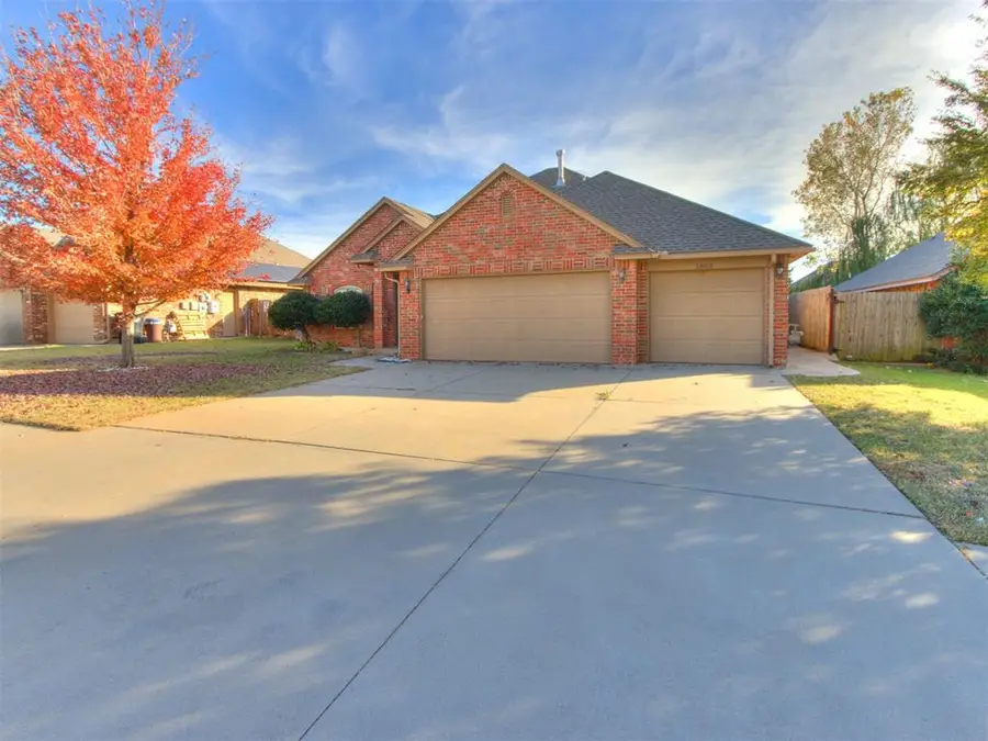 1808 NE 32nd Street, Moore, OK 73160 - Image #3