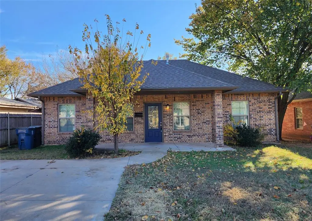 106 W Clegern Avenue, Edmond, OK 73003 - Image #1