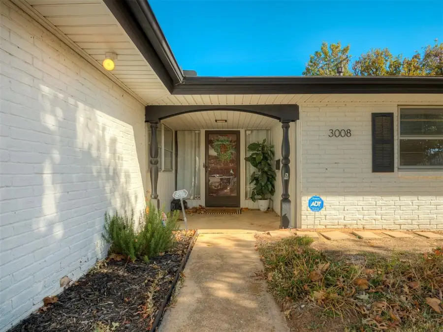 3008 N Tropicana Avenue, Bethany, OK 73008 - Image #2