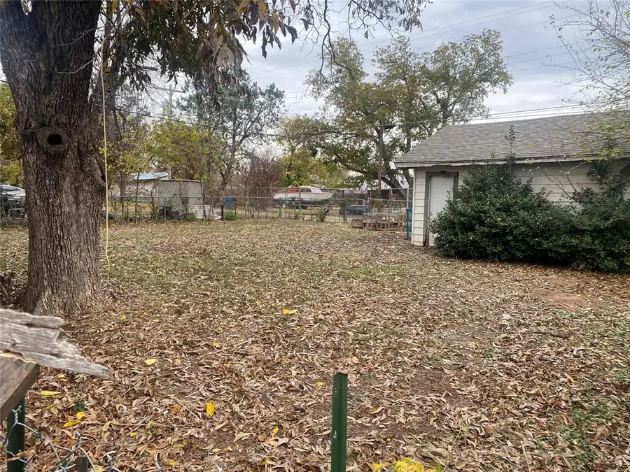 700 N 11th Street, Frederick, OK 73542 - Image #3