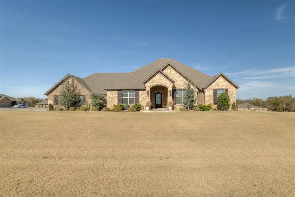 1314 Glenwood Drive, Tuttle, OK 73089 - Image #1
