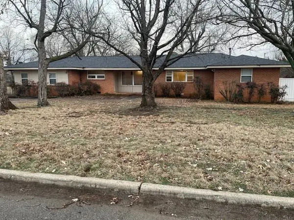 2012 Park Drive, Duncan, OK 73533