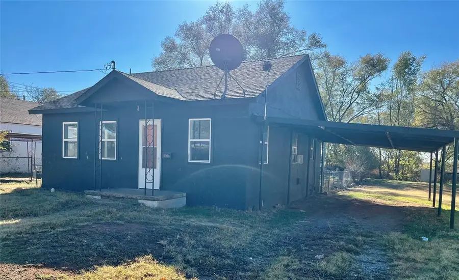 404 E Poplar Avenue, Sayre, OK 73662 - Image #2