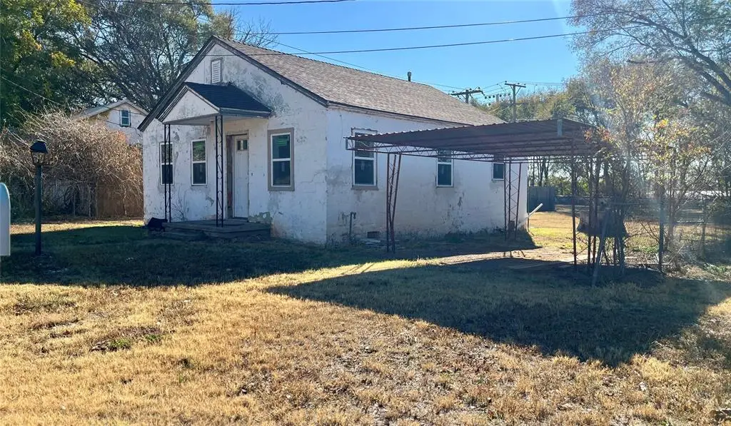 406 E Poplar Avenue, Sayre, OK 73662 - Image #1