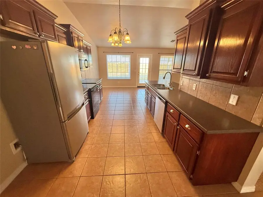 1512 Sommerset Place, Altus, OK 73521 - Image #3