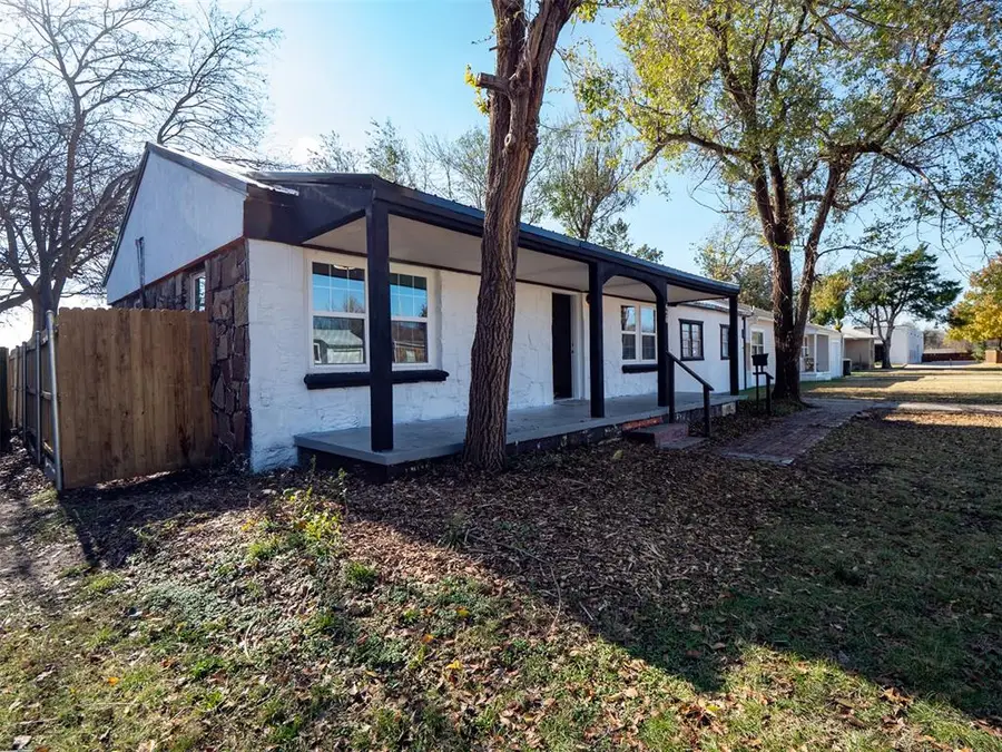 420 W Johnson Street, Norman, OK 73069 - Image #2
