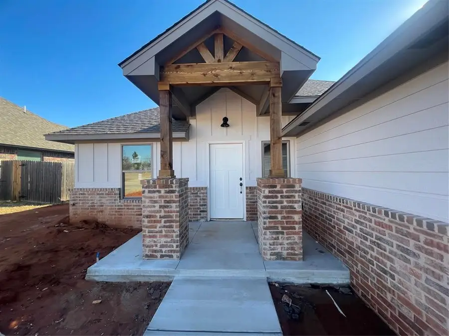 4516 Hambletonian Lane, Mustang, OK 73064 - #2