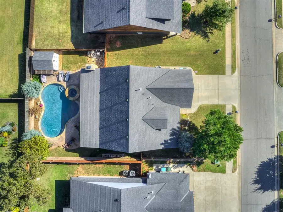 7209 Skipping Stone Drive, Edmond, OK 73034 - Image #2