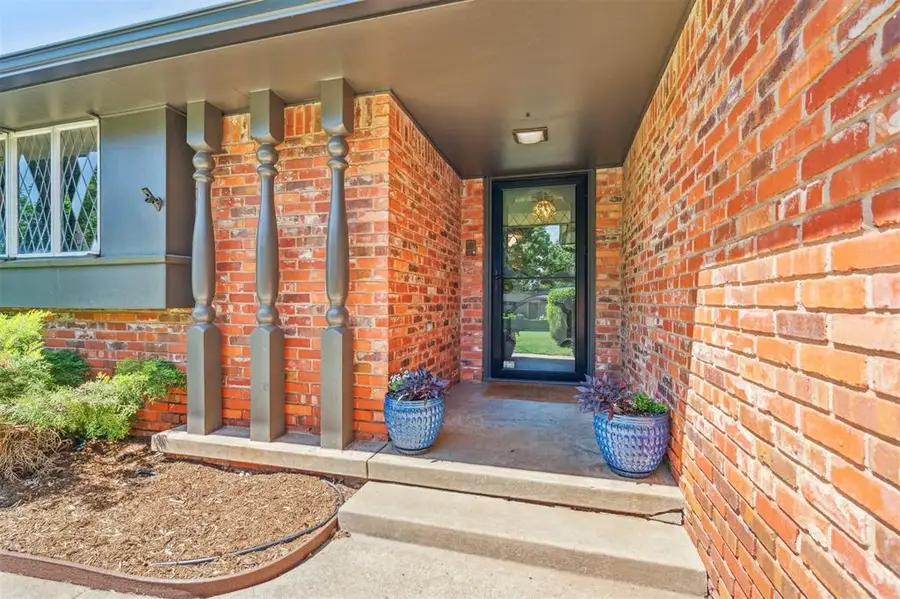 1219 Westchester Drive, Oklahoma City, OK 73114 - Image #3