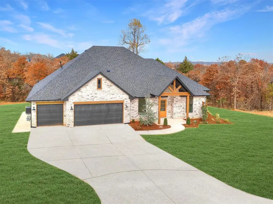 10901 Sandstone Ridge Way, Guthrie, OK 73044 - Image #2