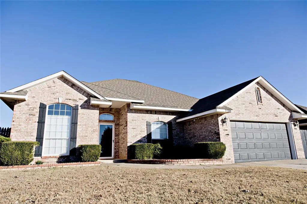 7700 Sandlewood Drive, Oklahoma City, OK 73132 - Image #1