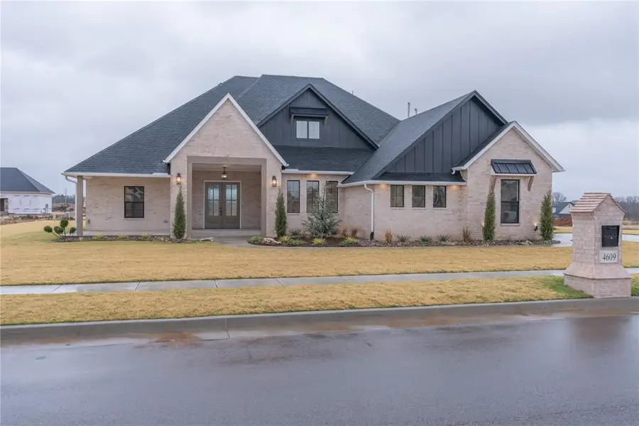 4609 SE 37th Street, Moore, OK 73165 - Image #2