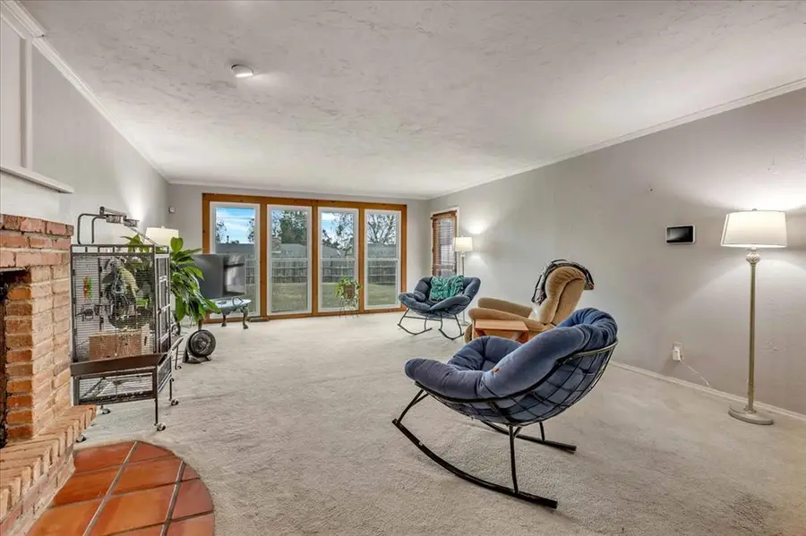 1208 Kingston Drive, Yukon, OK 73099 - Image #2