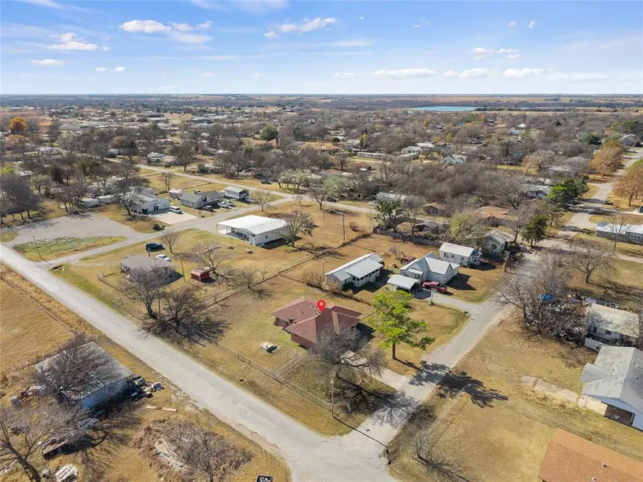 419 E F Street, Ringling, OK 73456 - Image #2
