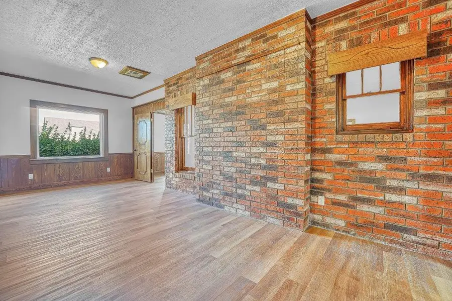 302 S 6th Street, Chickasha, OK 73018 - Image #3