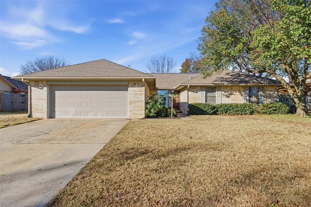 122 Bowerwood Drive, Chickasha, OK 73018 - Image #1