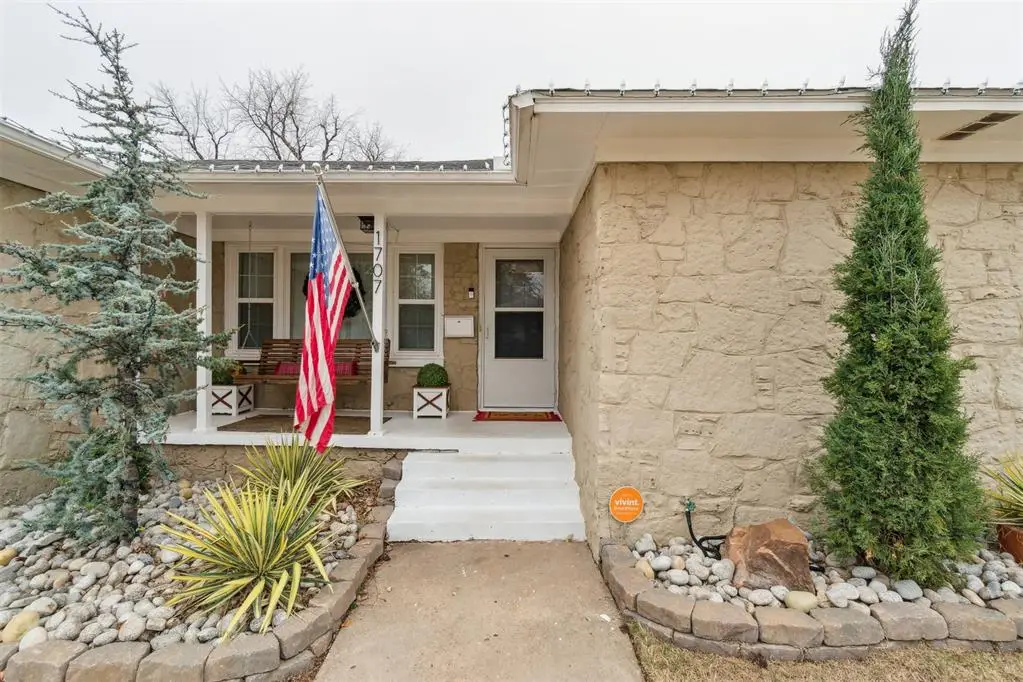 1707 Oxford Way, Oklahoma City, OK 73120 - Image #1