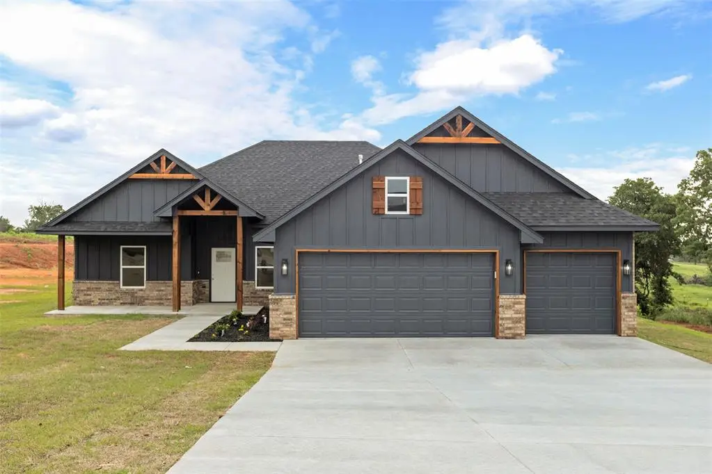 3000 Road Runner Court, Guthrie, OK 73044 - Image #1