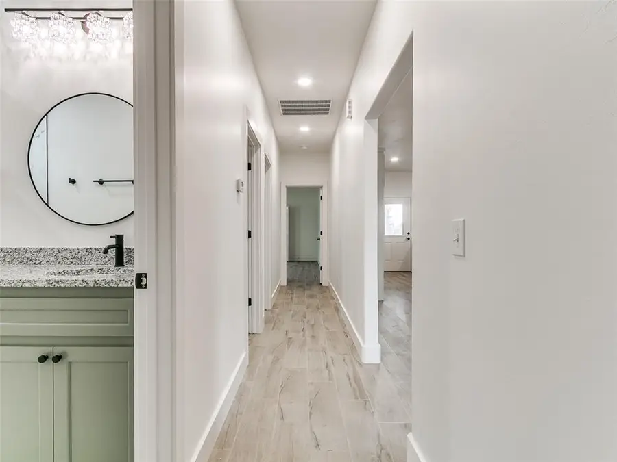 2124 NE 14th Street, Oklahoma City, OK 73117 - Image #3