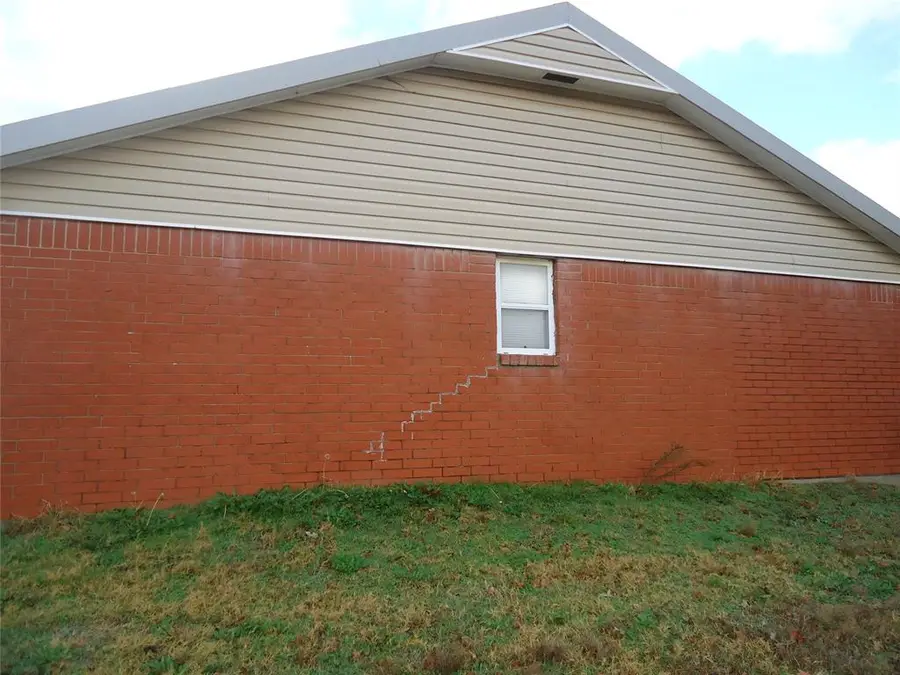 Address Withheld By Seller, McLoud, OK 74851 - Image #3