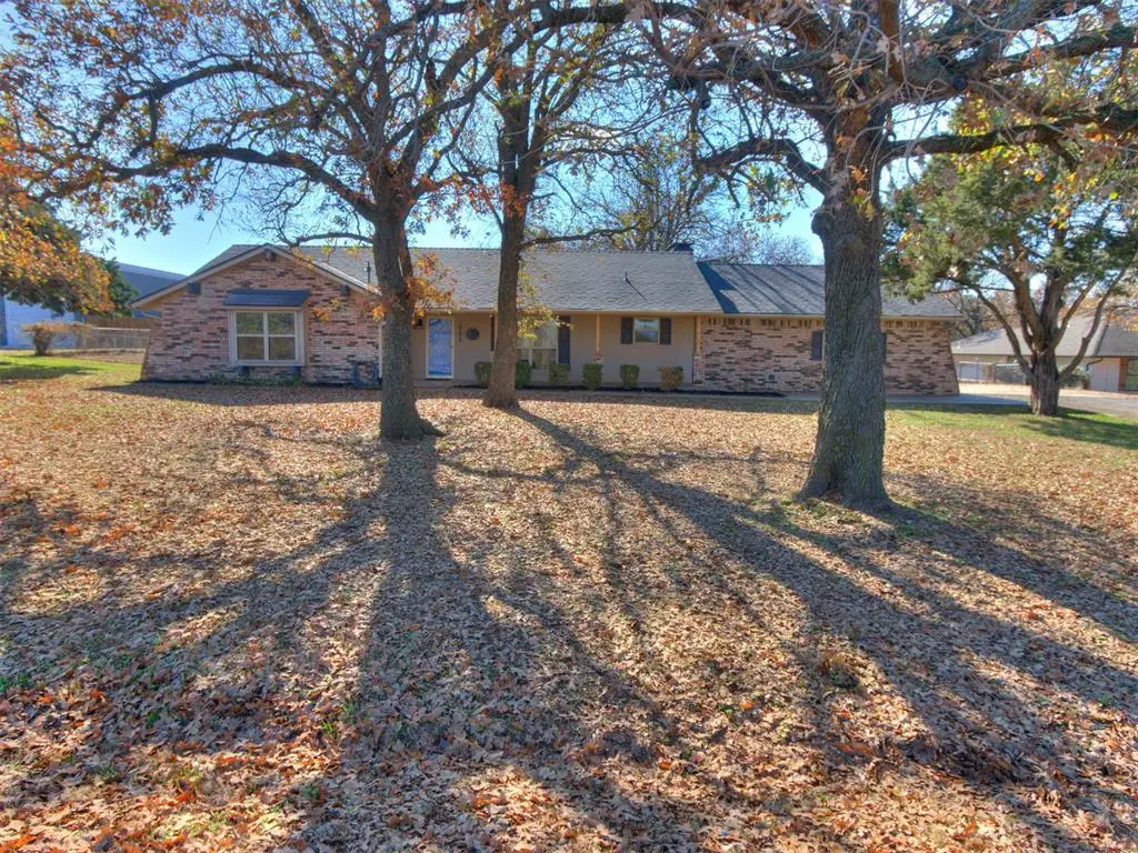 312 Atchley Drive, Edmond, OK 73034 - Image #1