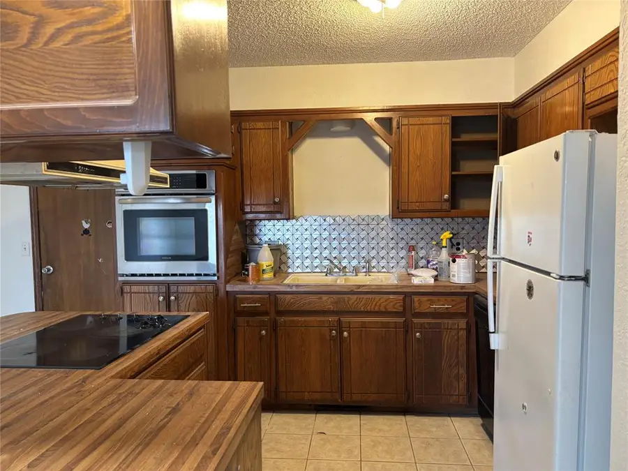 3728 Windswest Court, Oklahoma City, OK 73179 - Image #3