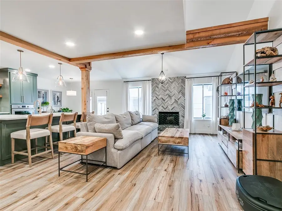 9803 Hefner Village Place, Oklahoma City, OK 73162 - Image #3