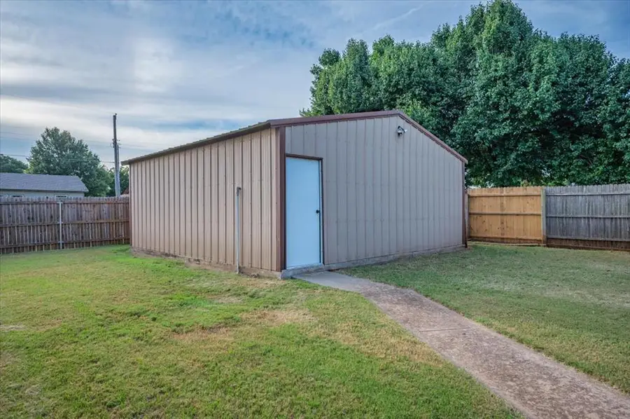 4540 SE 35th Street, Del City, OK 73115 - #3