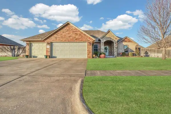 2109 Pinnacle Drive, Weatherford, OK 73096