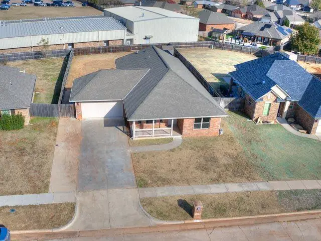 1517 SE 6th Street, Moore, OK 73160 - Image #2