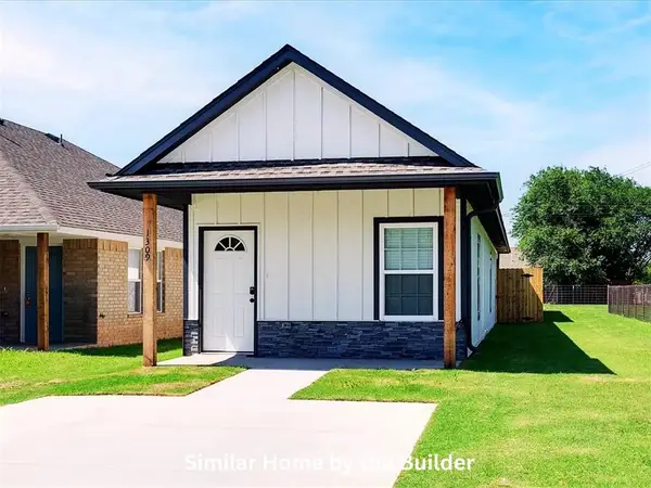 1704 SW Washington Avenue, Lawton, OK 73501