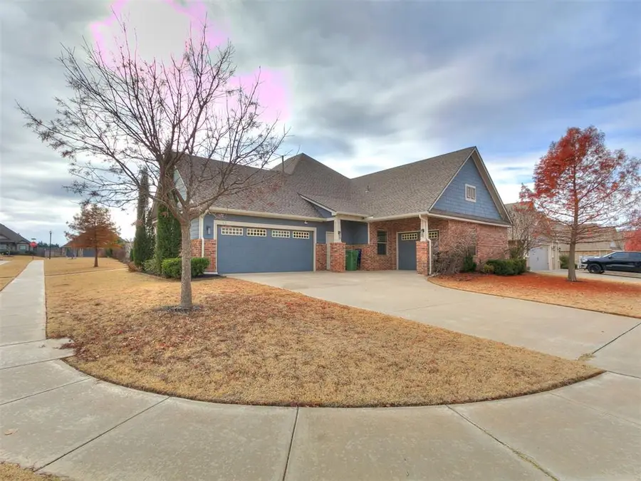 624 Frisco Ridge Road, Yukon, OK 73099 - Image #2