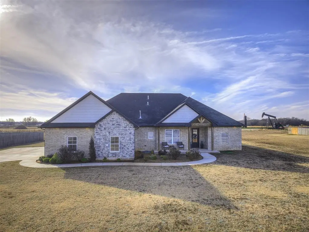 24906 Norte Road, Purcell, OK 73080 - Image #1
