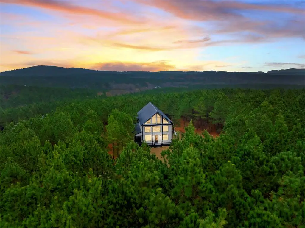 72 Green Persimmon Trail, Broken Bow, OK 74728 - Image #1