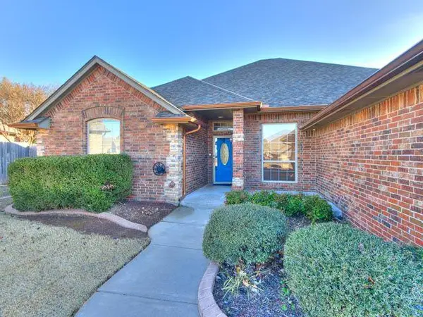 2632 SE 7th Street, Moore, OK 73160