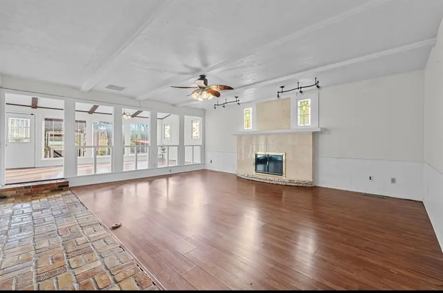 3211 Hilltop Road, Midwest City, OK 73110 - #3