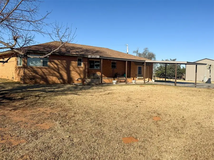 8020 County Road 1110, Lookeba, OK 73053 - Image #3