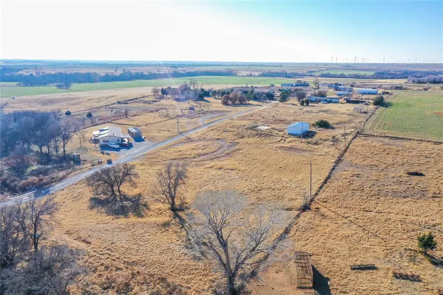 24081 E 957 Road, Weatherford, OK 73096 - #2