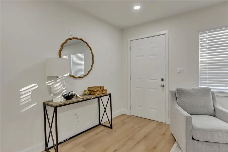 1319 SE 42nd Street, Oklahoma City, OK 73129 - Image #2