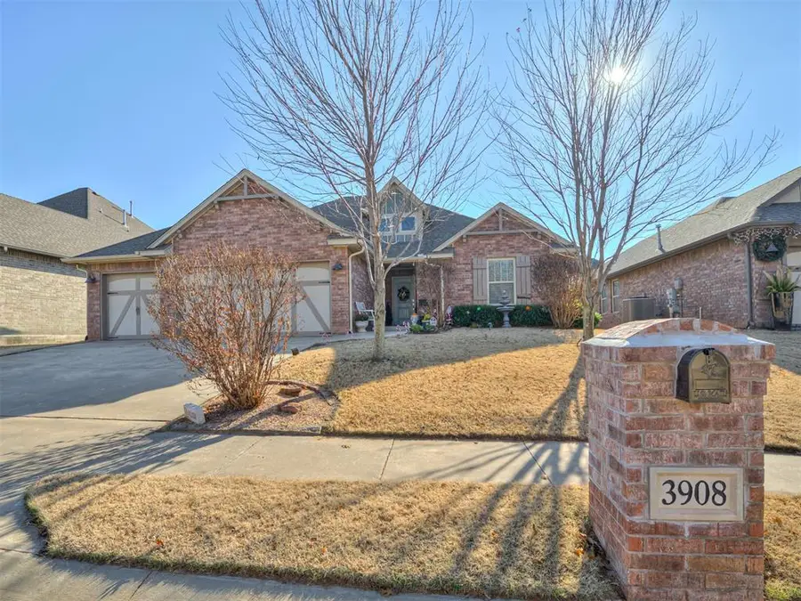 3908 Lakeshire Ridge Court, Edmond, OK 73034 - Image #2