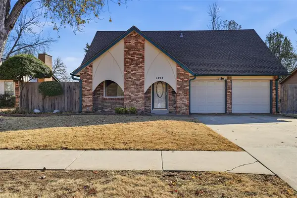 1424 Cambridge Drive, Norman, OK 73069