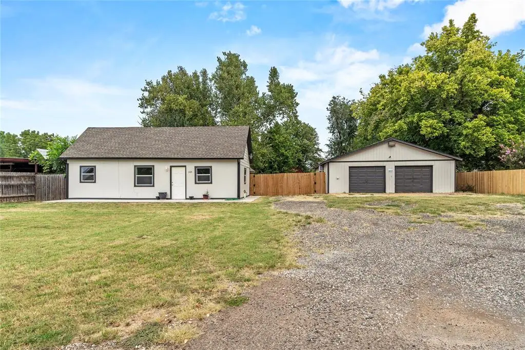 223 E Juniper Lane, Mustang, OK 73064 - Image #1